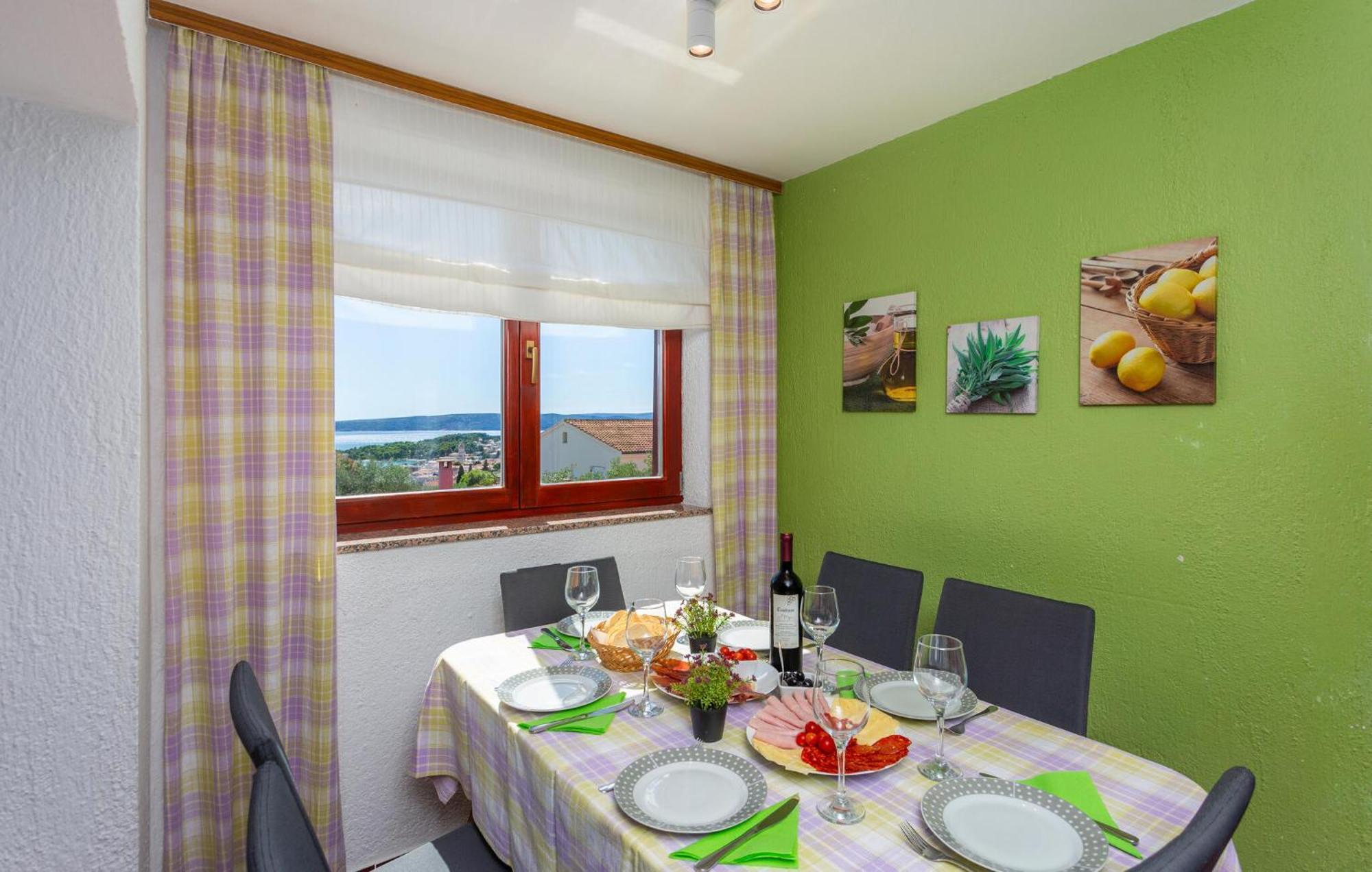 3 Bedroom Stunning Apartment In Krk Krk Town Exteriér fotografie